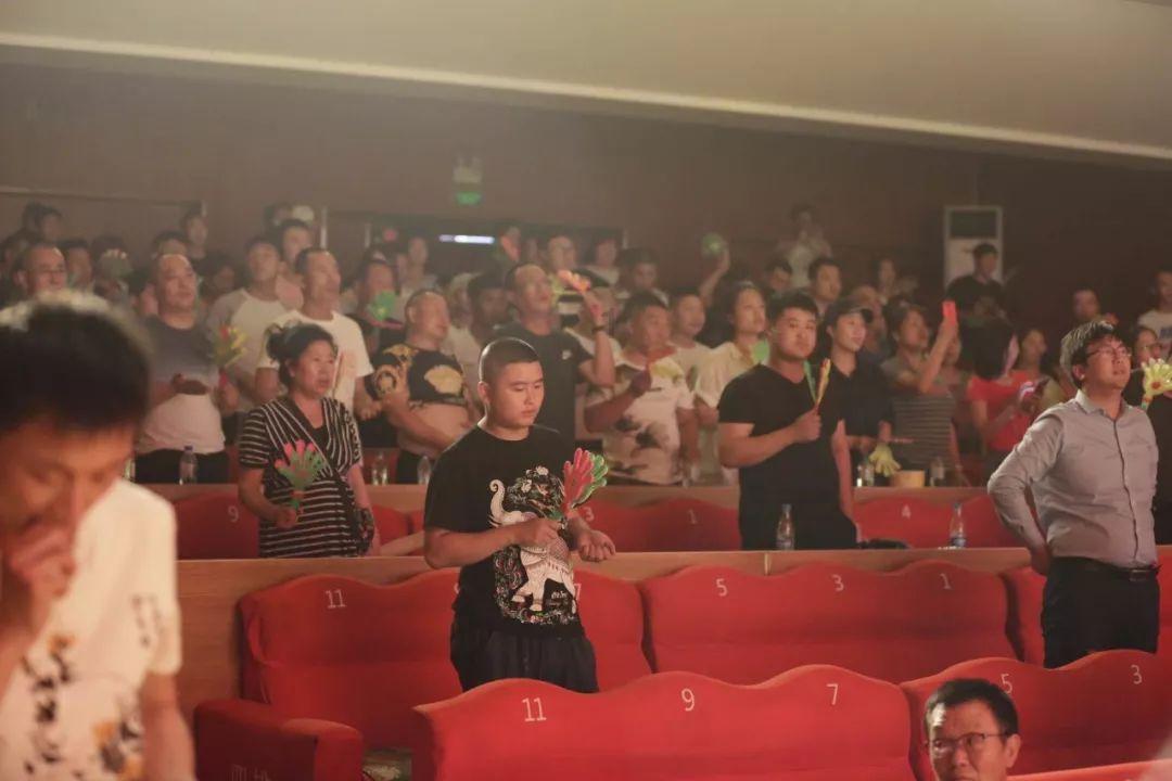 发挥最大能量 服务社区居民
